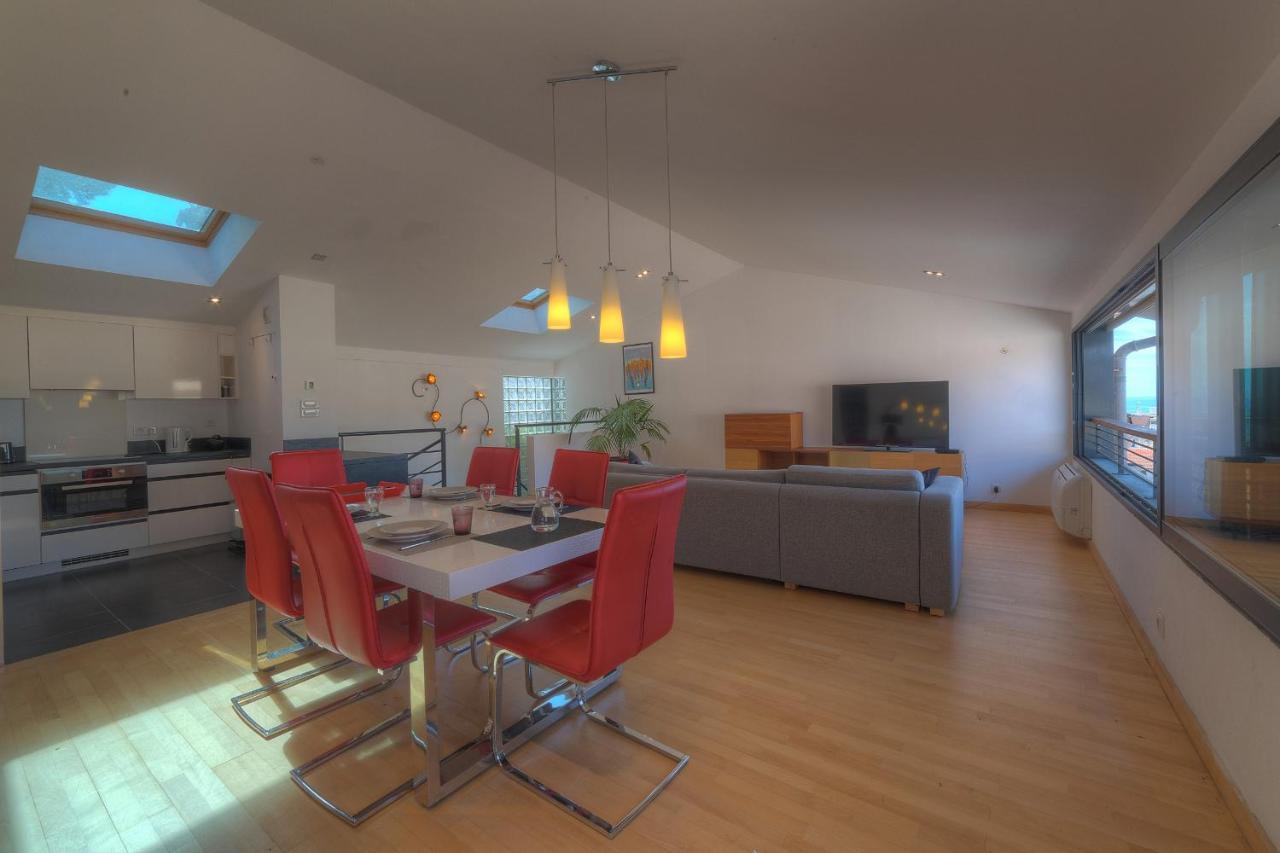 Immogroom - Beautiful Duplex - Sea View - Quiet - Ac - Wifi - Garage *